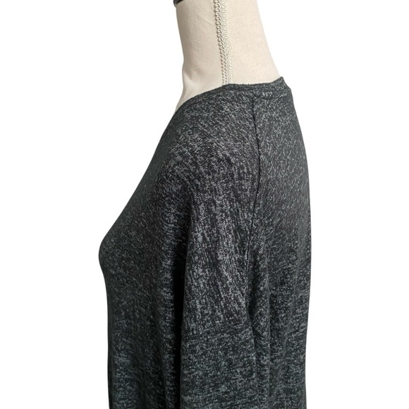 Athleta Black Gray Long Sleeve Relaxed Fit Tunic Top Size Medium - Picture 6 of 12